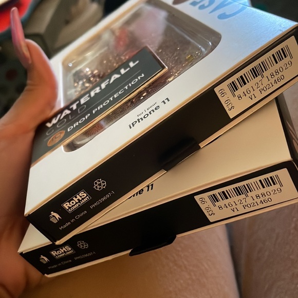 Phone case - Picture 2 of 3